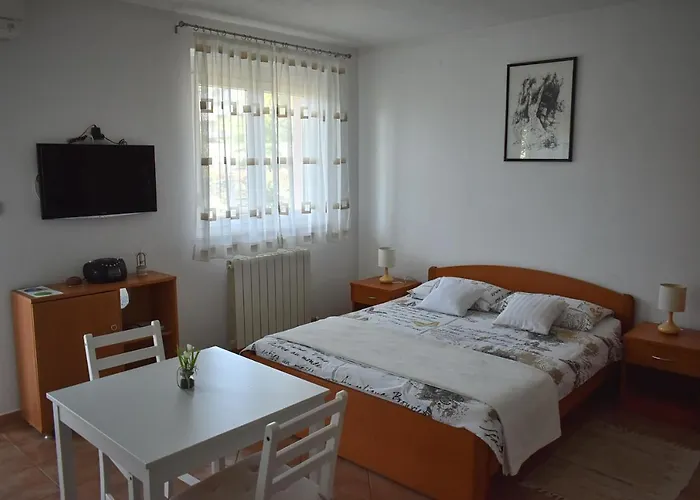 Διαμέρισμα Max With Parking *